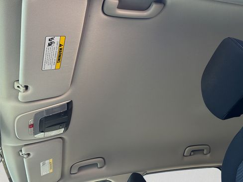 Certified 2026 Kia Sorento LX FWD image 21