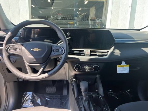 New 2026 Chevrolet TrailBlazer LS w/ LS Convenience Package FWD image 12