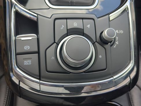 Used 2022 MAZDA CX-9 Touring image 18