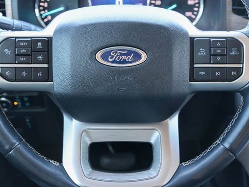 Used 2024 Ford Expedition Limited image 35