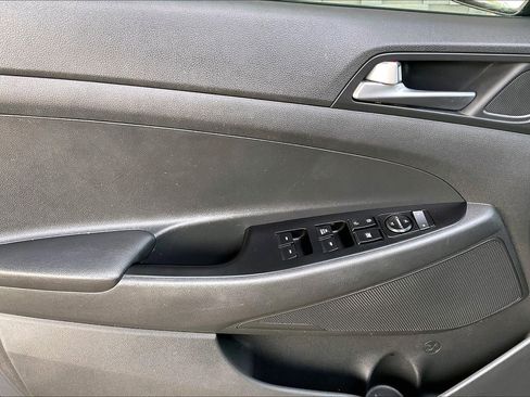 Used 2017 Hyundai Tucson SE image 15