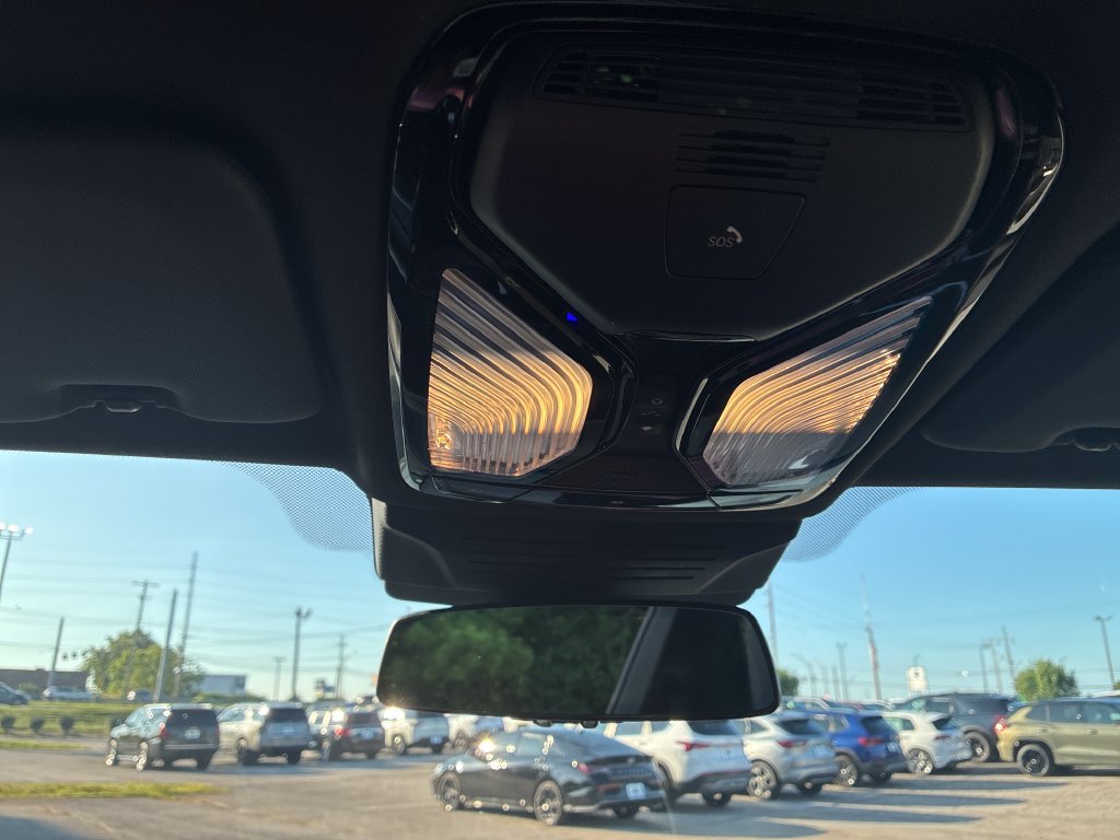Used 2025 BMW X5 xDrive40i AWD/4WD image 17