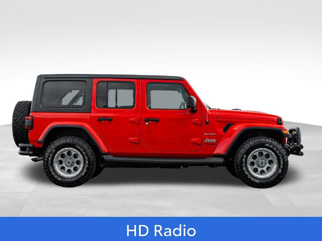Used 2019 Jeep Wrangler Unlimited Sahara AWD/4WD image 8