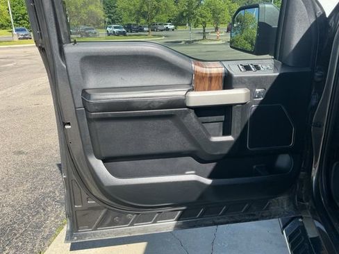 Used 2018 Ford F150 Lariat AWD/4WD image 16