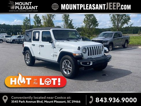 Used 2021 Jeep Wrangler Unlimited Sahara AWD/4WD image 1