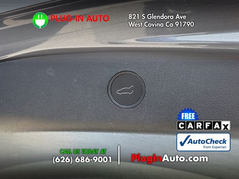 Used 2023 Tesla Model 3 Standard Range RWD image 13