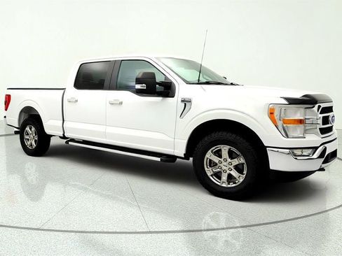 Used 2022 Ford F150 XLT w/ XTR Package AWD/4WD image 3