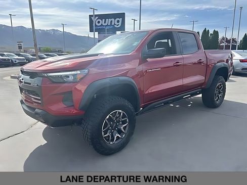 Used 2023 Chevrolet Colorado ZR2 w/ ZR2 Convenience Package III AWD/4WD image 7