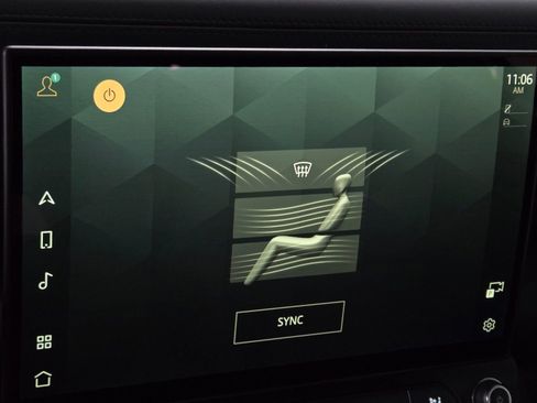 New 2026 Land Rover Defender 110 X-Dynamic SE image 30