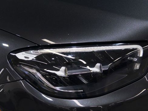 Certified 2022 Mercedes-Benz E 350 4MATIC Sedan image 10