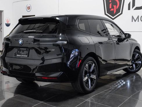 Used 2025 BMW iX xDrive50 image 11