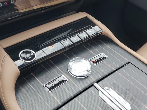 New 2026 Lincoln Navigator Black Label AWD/4WD image 21