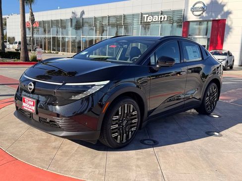 New 2026 Nissan Leaf Platinum+ image 4