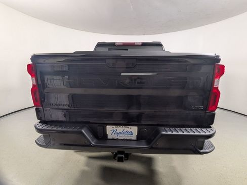 Used 2024 Chevrolet Silverado 1500 LTZ RWD image 7