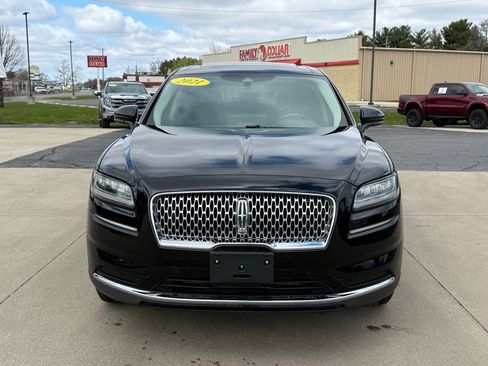 Used 2021 Lincoln Nautilus Reserve image 2