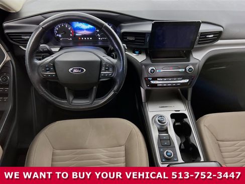 Used 2020 Ford Explorer XLT w/ Comfort Package image 17