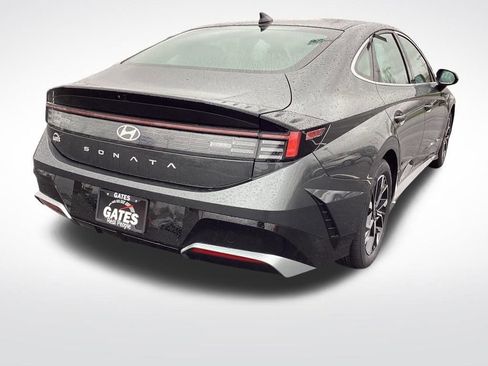 Used 2025 Hyundai Sonata SEL FWD image 9