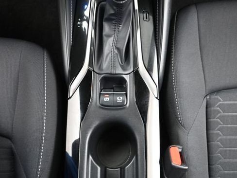 Used 2022 Toyota Corolla SE FWD image 18