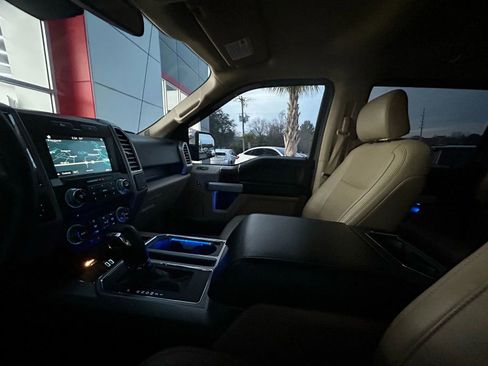 Used 2016 Ford F150 Lariat w/ Equipment Group 502A Luxury image 15