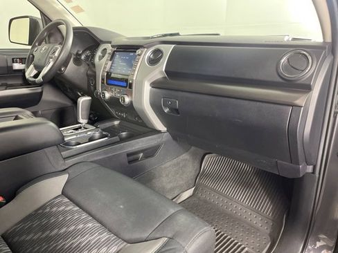 Certified 2020 Toyota Tundra SR5 image 31