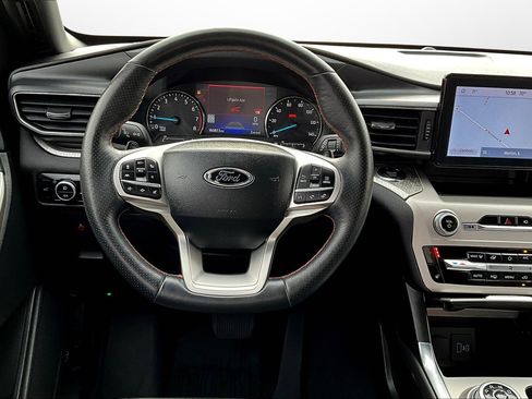 Used 2023 Ford Explorer Timberline image 5