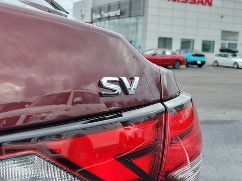 Used 2023 Nissan Sentra SV w/ SV Premium Package image 7