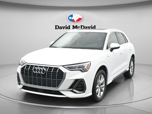 Used 2022 Audi Q3 2.0T Premium Plus AWD/4WD image 4