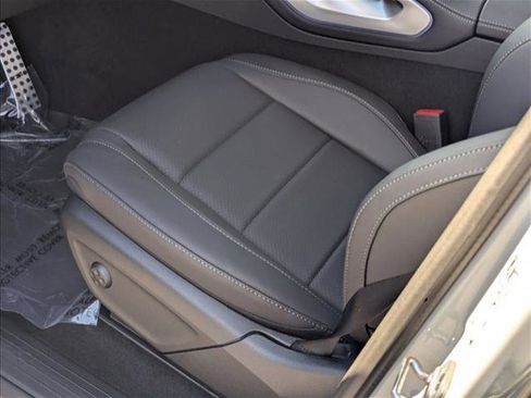 New 2026 Mercedes-Benz GLS 450 4MATIC image 4