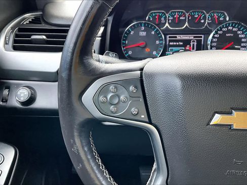 Used 2015 Chevrolet Tahoe LT image 23