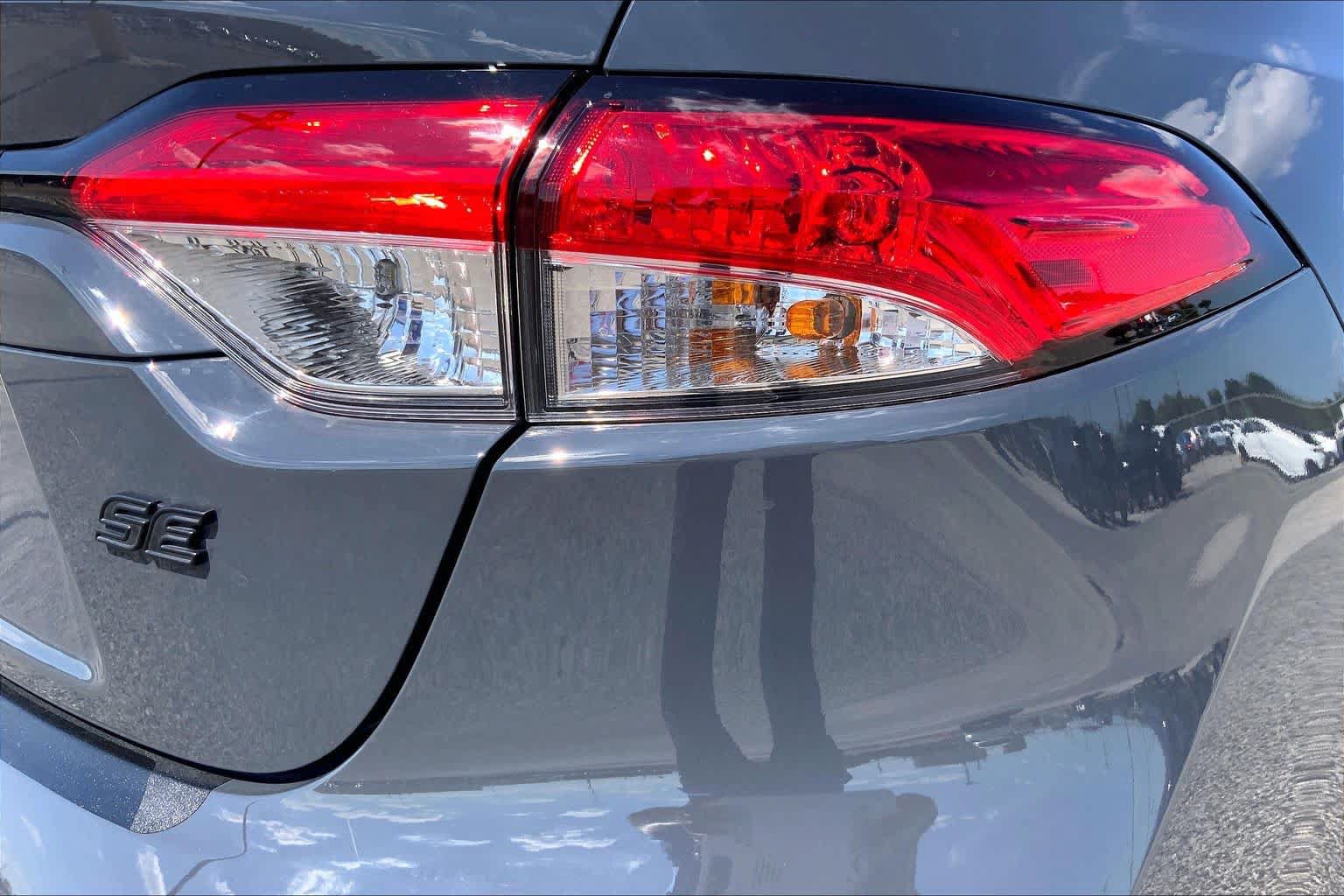 Used 2026 Toyota Corolla SE FWD image 10
