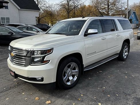 Used 2015 Chevrolet Suburban LTZ image 5