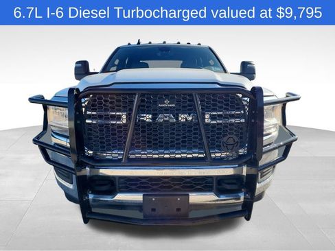 Used 2024 RAM 3500 Tradesman w/ Chrome Appearance Group image 2