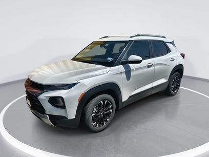 Used 2021 Chevrolet TrailBlazer LT w/ Driver Confidence Package