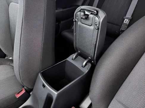 New 2026 Hyundai Venue SE FWD image 18
