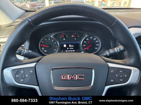 Used 2023 GMC Acadia SLT image 17