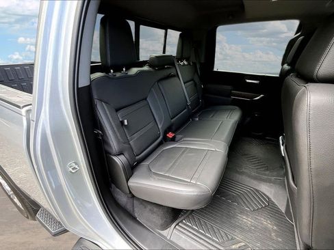 Used 2020 GMC Sierra 2500 Denali w/ Denali Ultimate Package AWD/4WD image 28