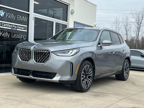 Certified 2025 BMW X3 xDrive30i image 3