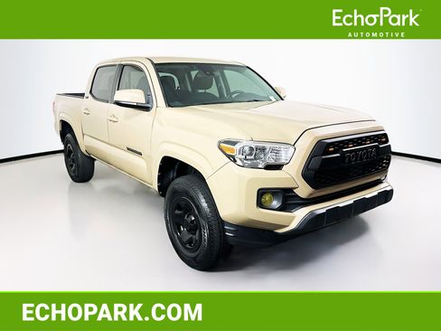 Used 2020 Toyota Tacoma SR5 image 1