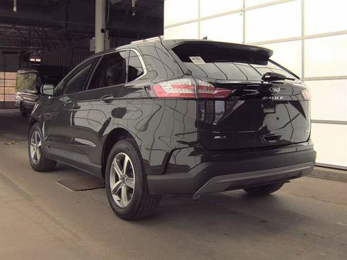 Used 2024 Ford Edge SEL w/ Convenience Package AWD/4WD image 8