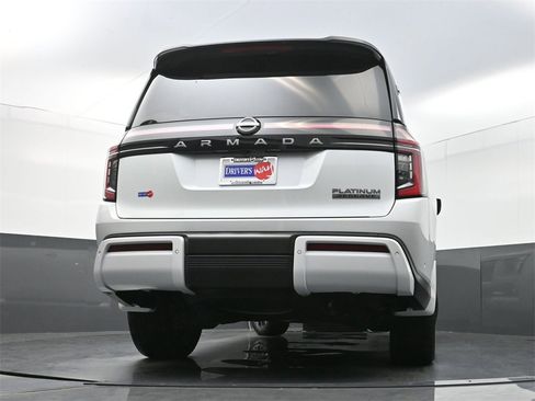 Used 2025 Nissan Armada Platinum Reserve image 37