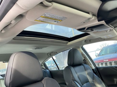 Certified 2025 Subaru Legacy Limited image 11