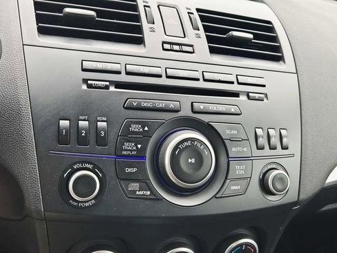 Used 2013 MAZDA MAZDA3 i Touring FWD image 22