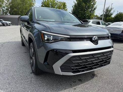 New 2026 Volkswagen Taos SE AWD/4WD image 24