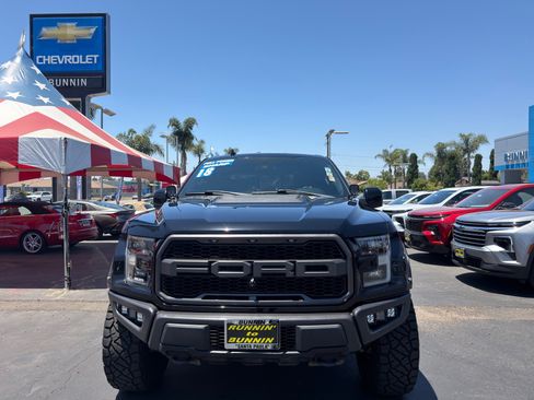 Used 2018 Ford F150 Raptor w/ Equipment Group 802A Luxury AWD/4WD image 3