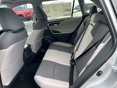 Used 2025 Toyota RAV4 XLE w/ Convenience Package image 13