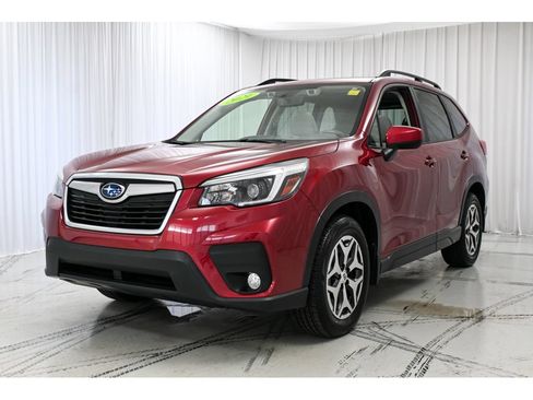 Used 2021 Subaru Forester Premium AWD/4WD image 4