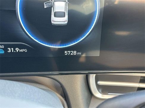 Used 2025 Hyundai Elantra SEL image 11