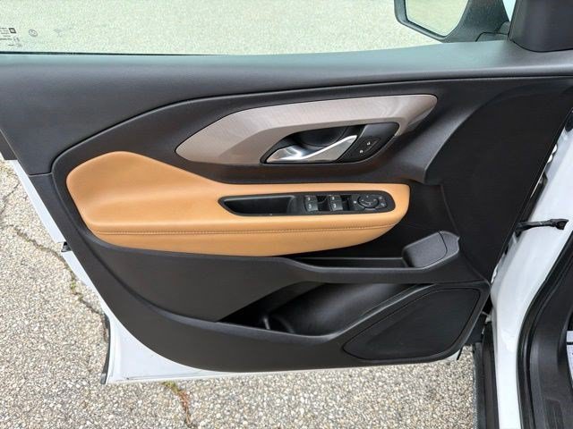 Used 2020 GMC Terrain SLT FWD image 11