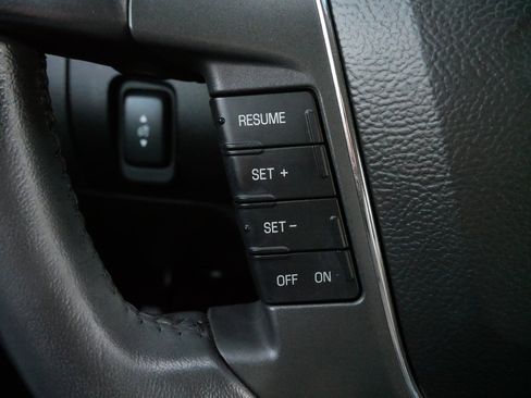 Used 2011 Ford Taurus SEL w/ 201A Rapid Spec Order Code image 26