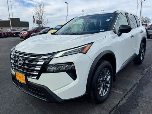 Certified 2025 Nissan Rogue S AWD/4WD image 8